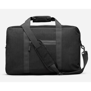 Everlane The Nylon Weekender Duffle Bag in Black NWT
